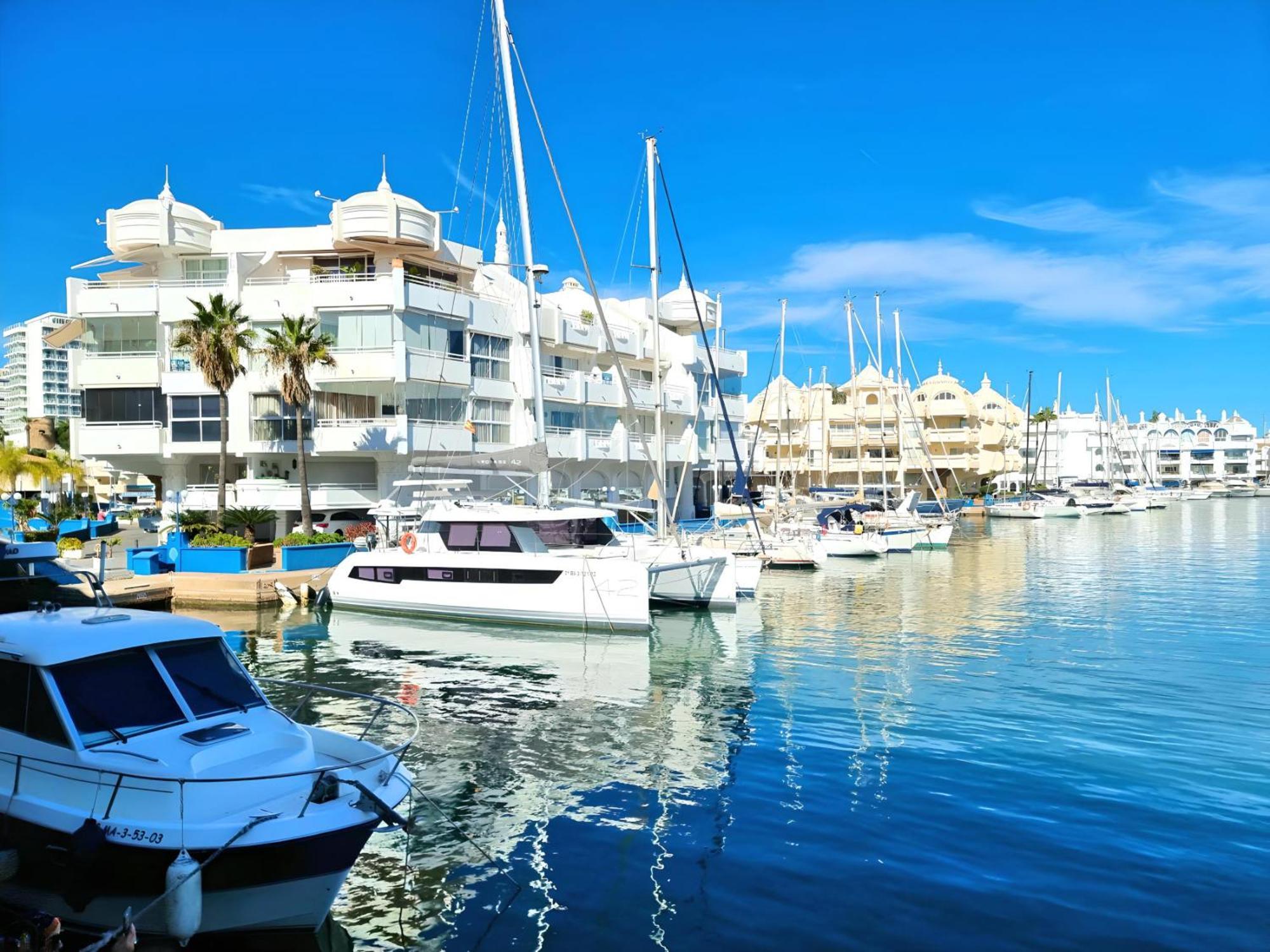 Stunning Home With Outdoor Swimmingpool, 4 Bedrooms And Wifi Benalmádena Esterno foto